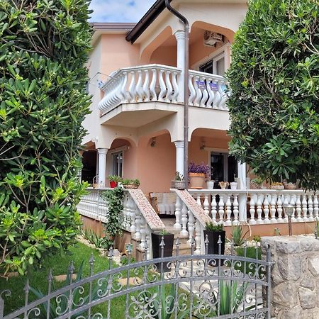 Apartment Jelena Vir Exterior foto